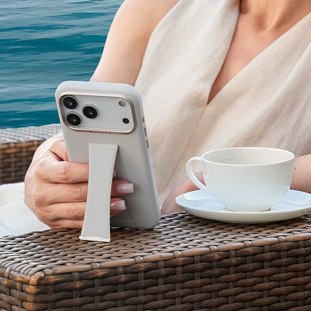 Apple iPhone 17 Pro Max Kılıf M - Safe Şarj Özellikli Standlı Udemos İndependence Serisi Kapak - raptic